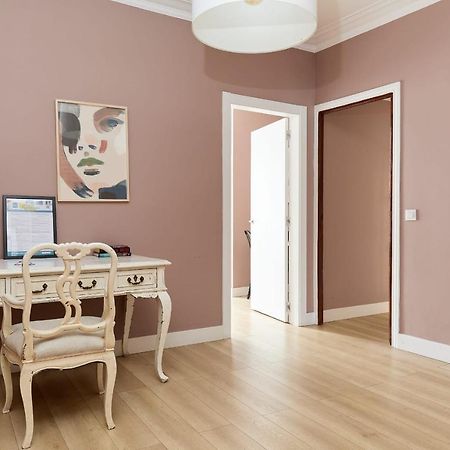 Casa Cosi - Casanova 6 Apartment Барселона Екстериор снимка